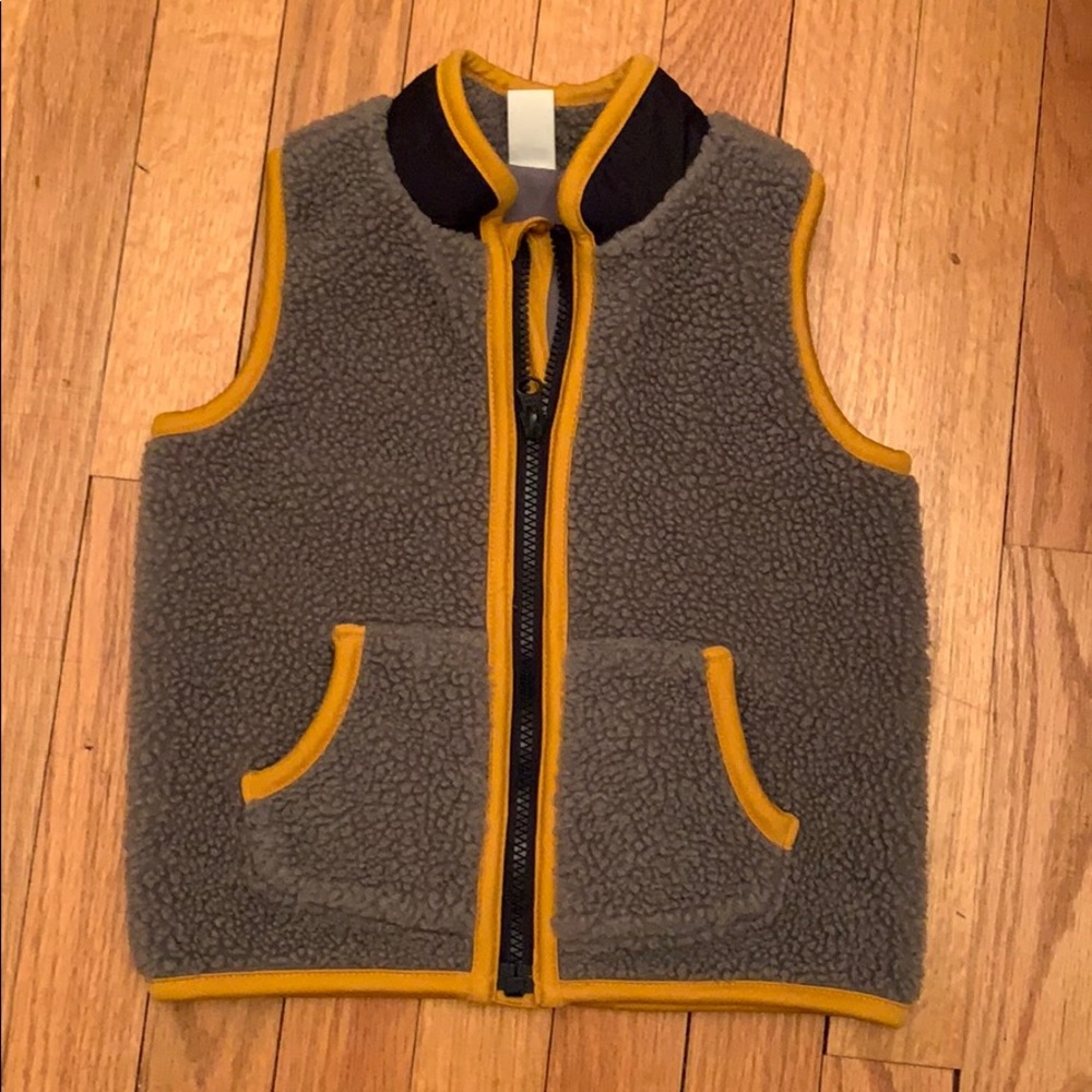 EUC Old Navy Sherpa fleece vest